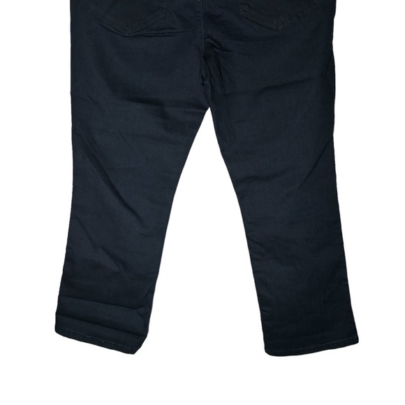 NWT New York & Company Low Rise Flare Leg Cropped Jeans Dark Wash Size 12 - Picture 7 of 12
